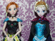 Anna a Elsa - korunovačné šaty
