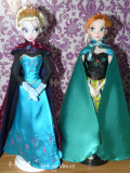 Anna a Elsa - korunovačné šaty