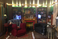 Sherlockova obývačka - krb